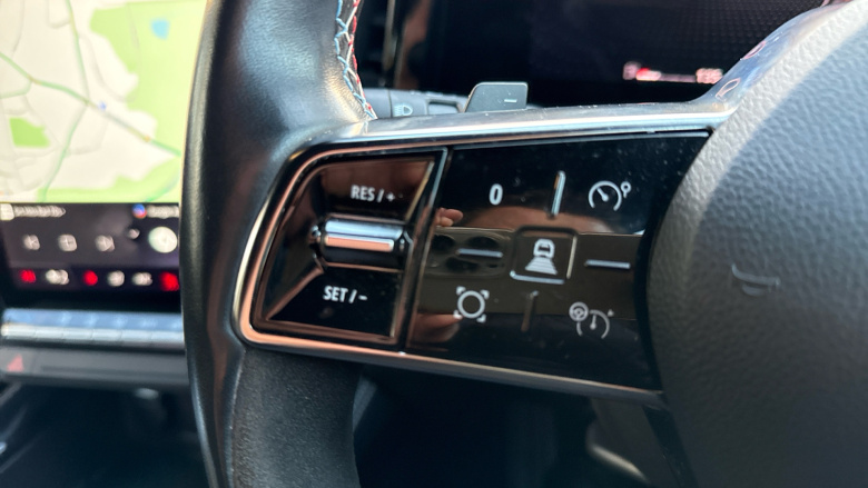 Renault Austral E-Tech FHEV Iconic Esprit Alpine 5dr Auto 4C Hybrid Estate